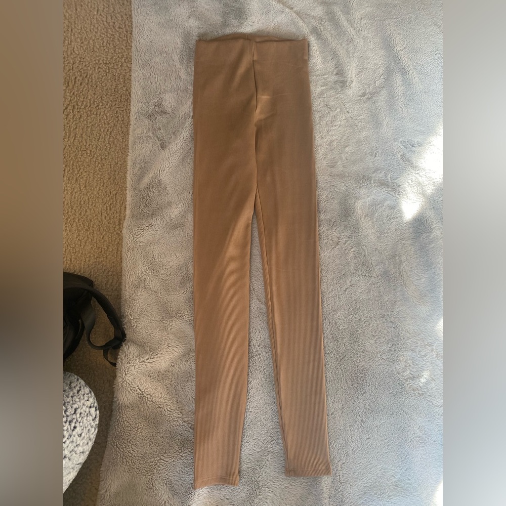 Tan leggings